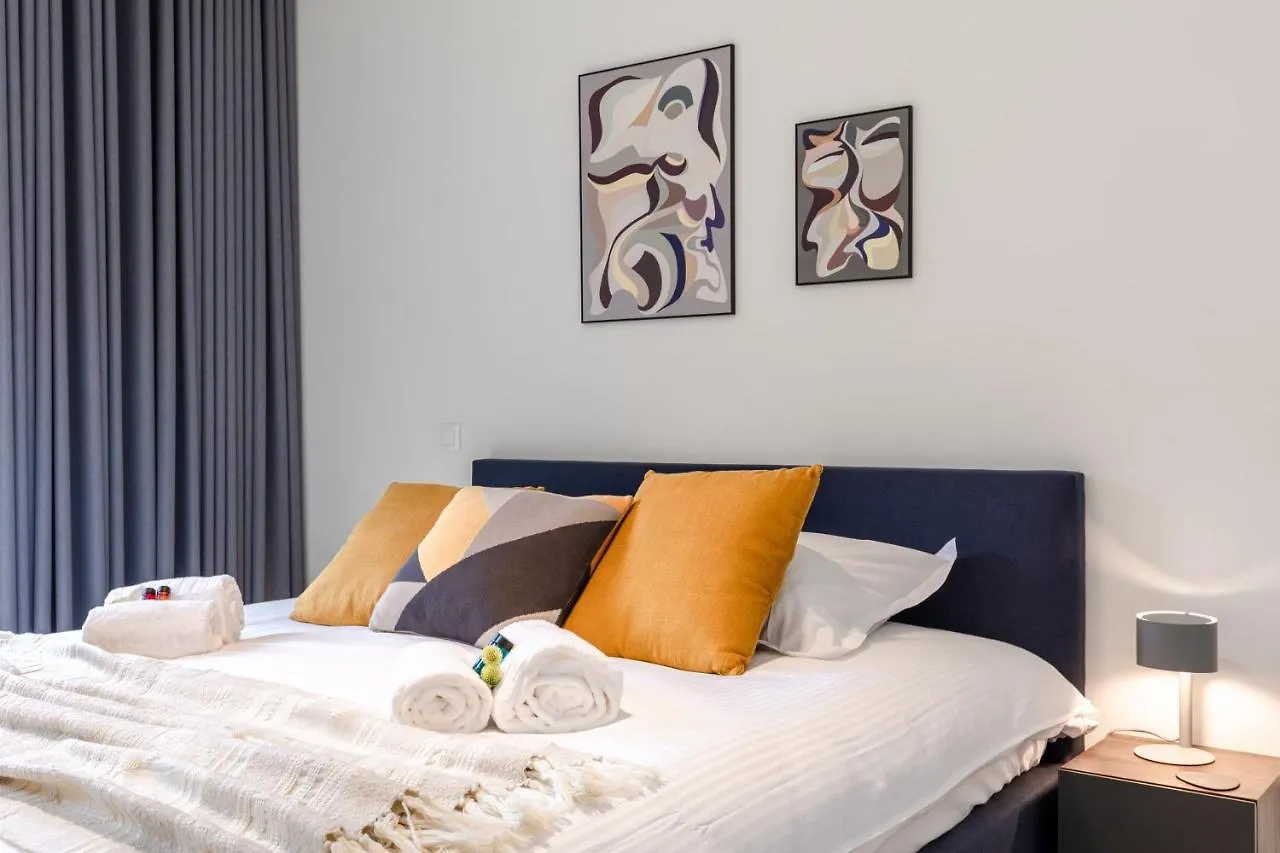 Holiday home Coastal Elegance: Beachside Retreat with Private Parking Ostend